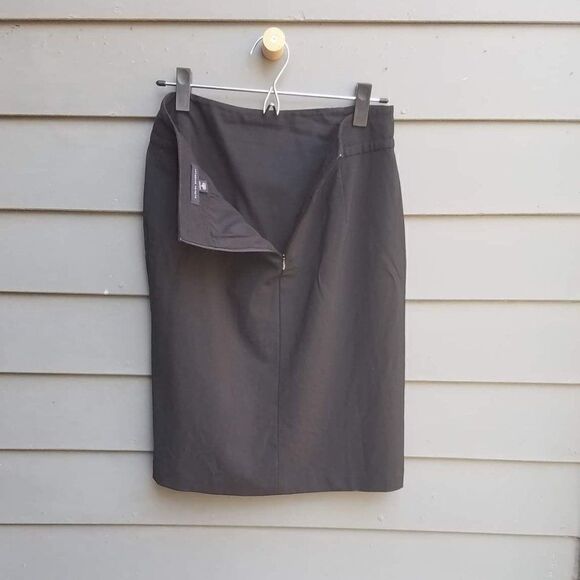 Banana Republic Black Stretch Pencil Skirt - Picture 4 of 4